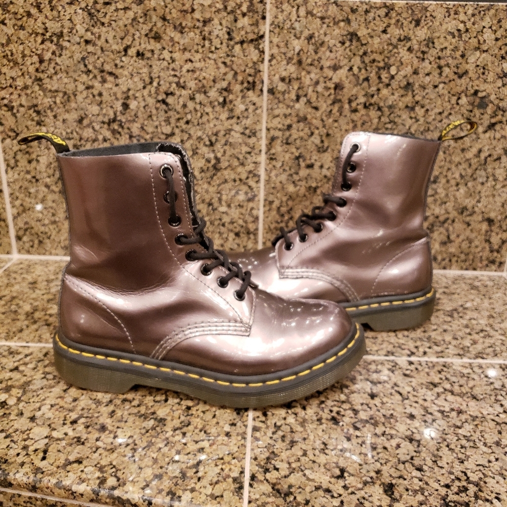 Dr. Martens Pewter Spectra - Picture 3 of 9